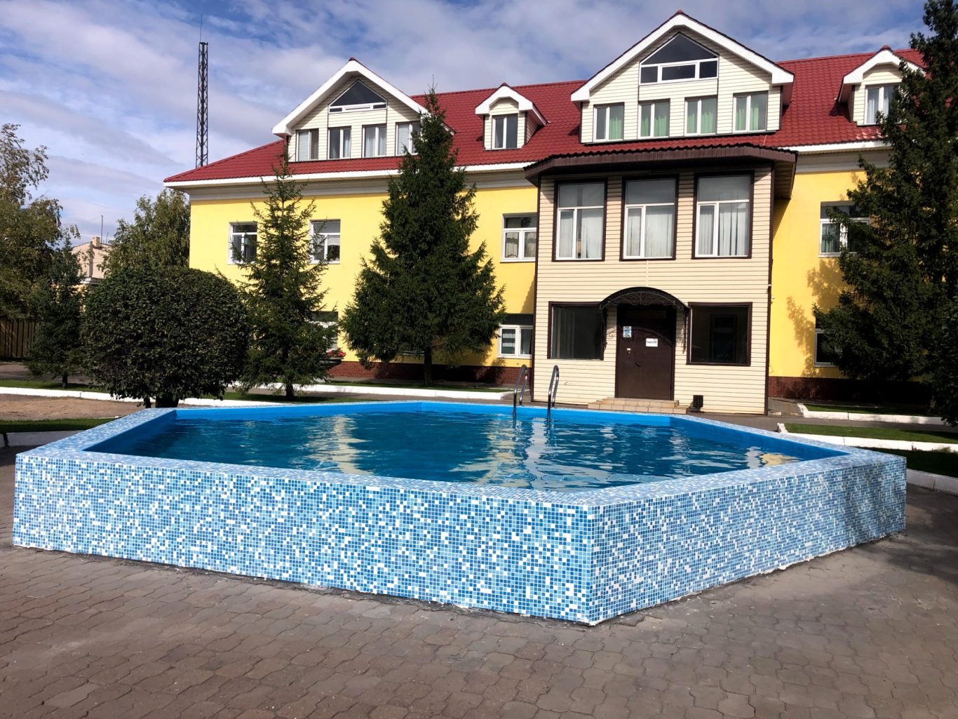Pool am Rehabilitationskomplex